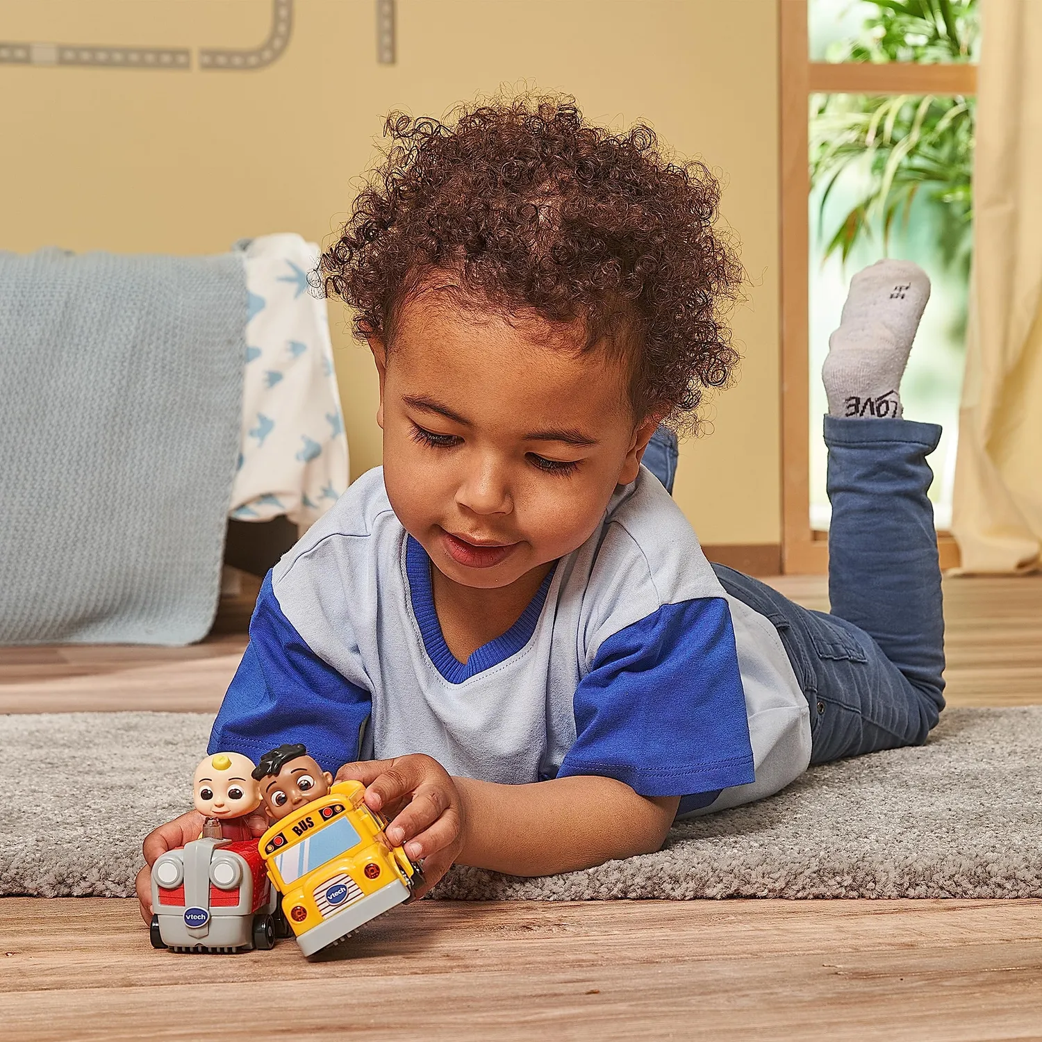 VTech Tut Tut Baby Flitzer CoComelon JJs Traktor Spielzeugauto Schiene
