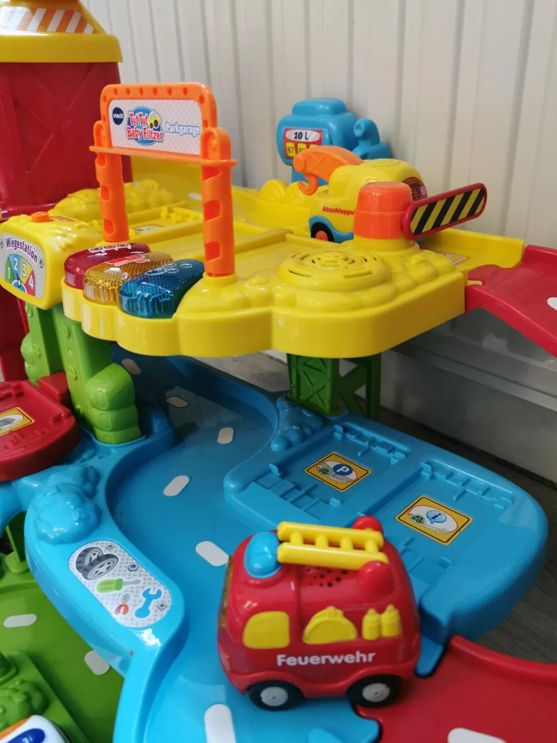 VTech Tut Tut Baby Flitzer Parkgarage 3-Etagen Garage mit Lift