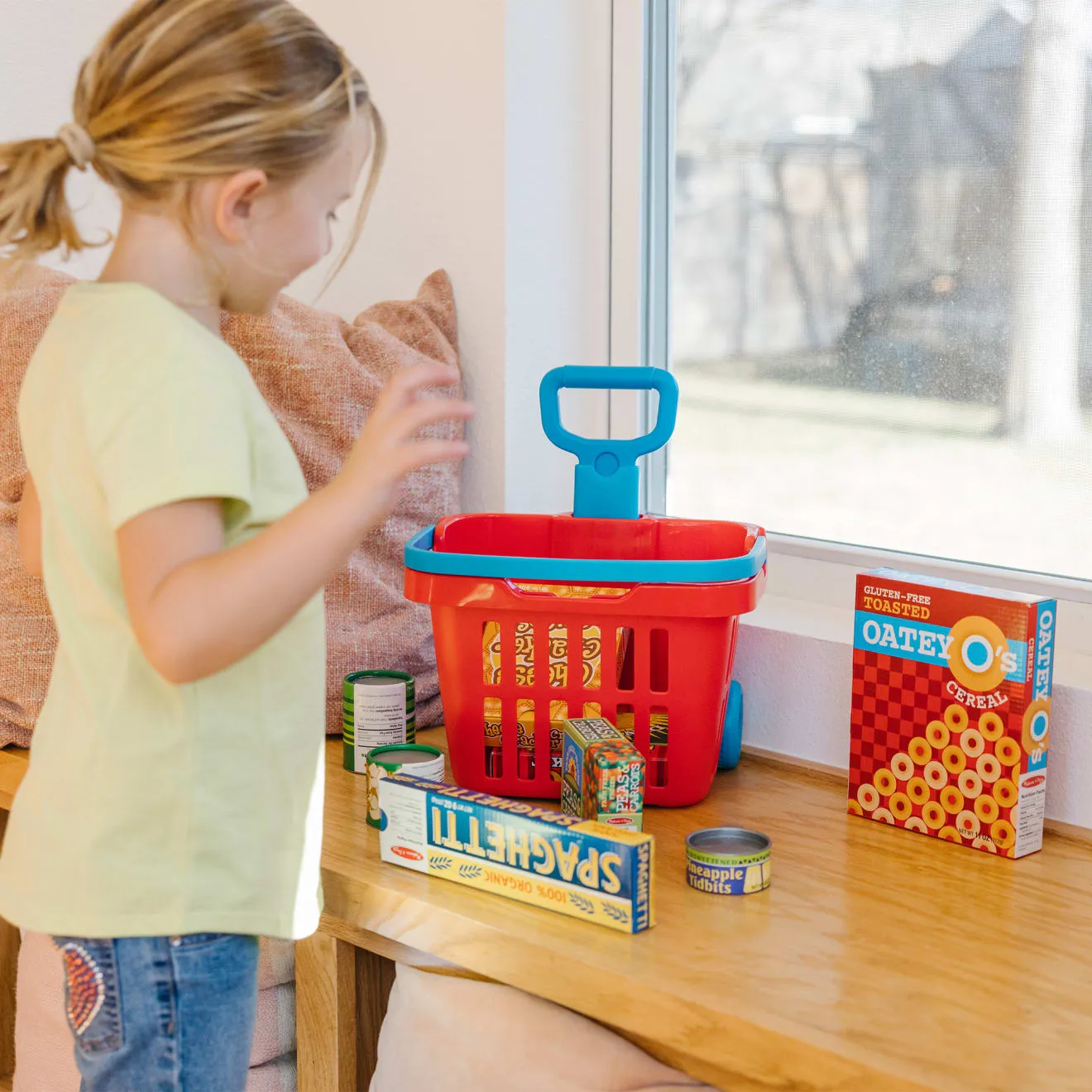Melissa & Doug Fill & Roll Einkaufskorb Kaufladen-Set 9-tlg