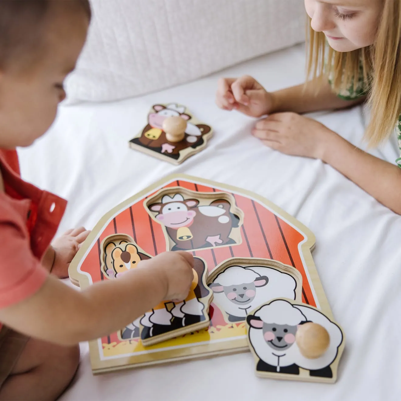 Melissa & Doug Barnyard Knopfpuzzle Holz 3 Teile Bauernhof