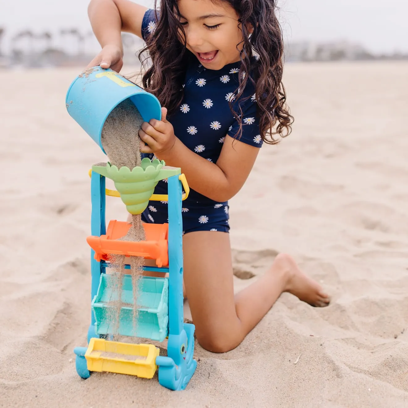 Melissa & Doug Seaside Sidekicks Funnel Fun Sandspielzeug Trichter