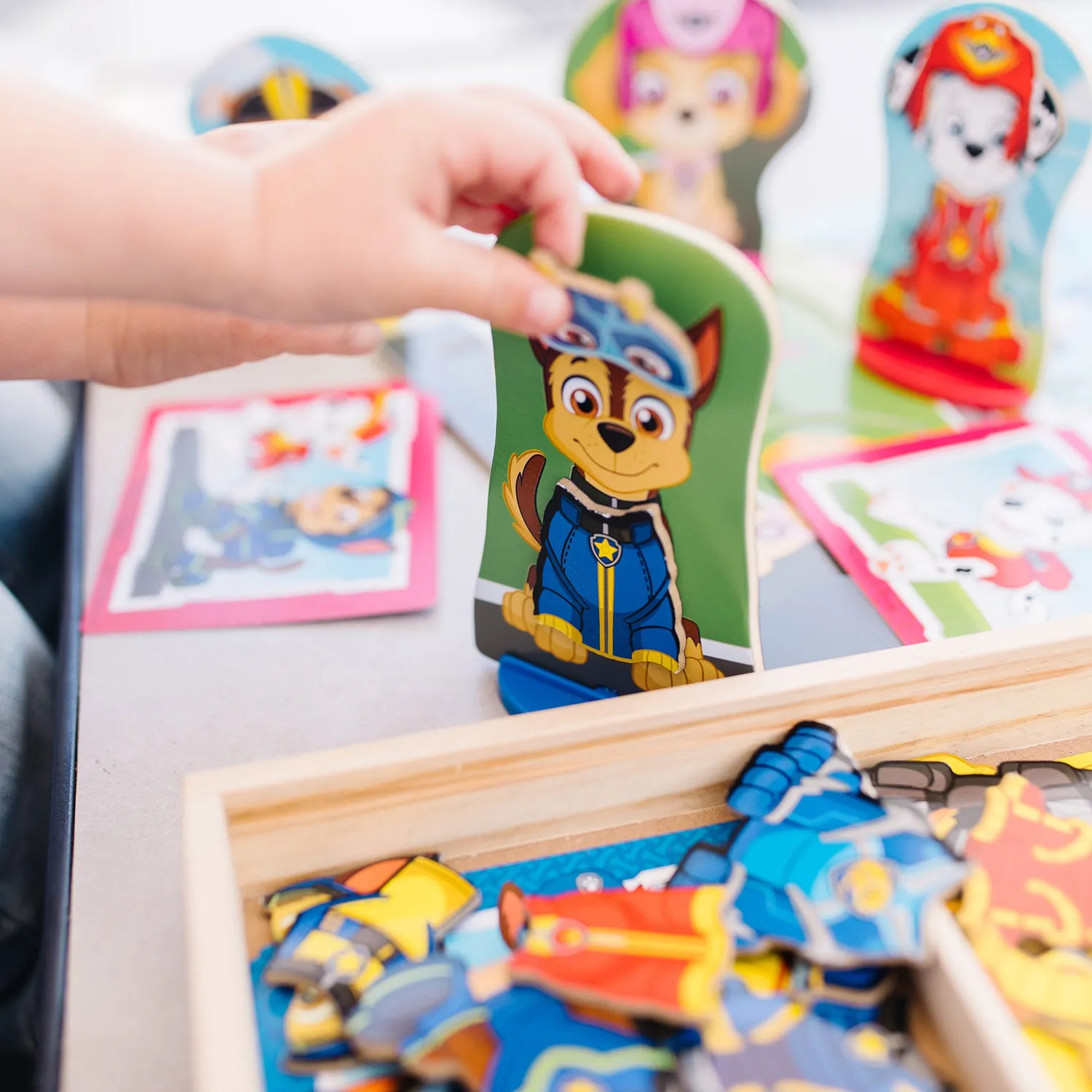 Melissa & Doug PAW Patrol Magnetspiel Anziehpuppen Holz