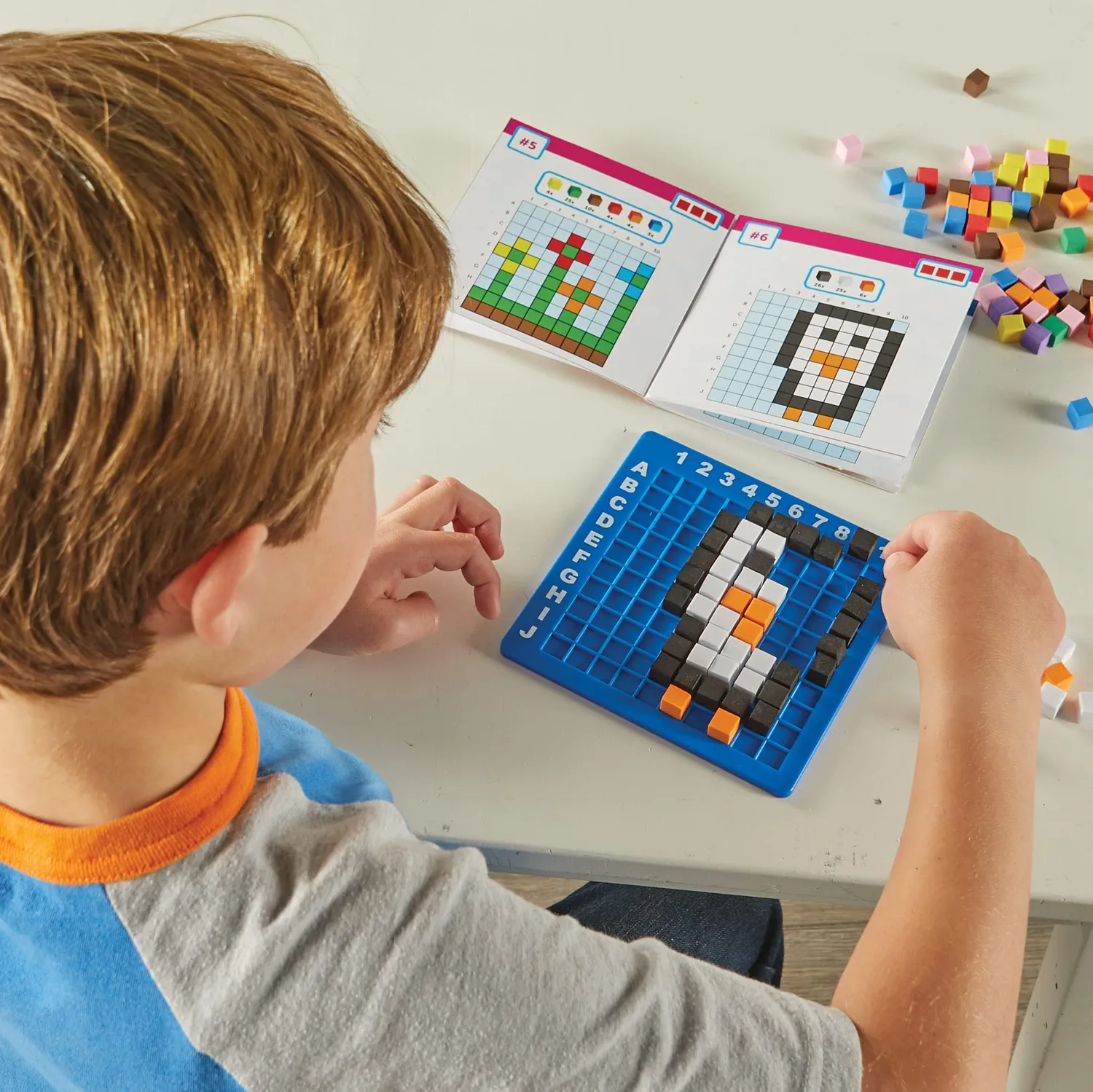 Learning Resources Pixel Art Mint Logikspiel 400 Würfel
