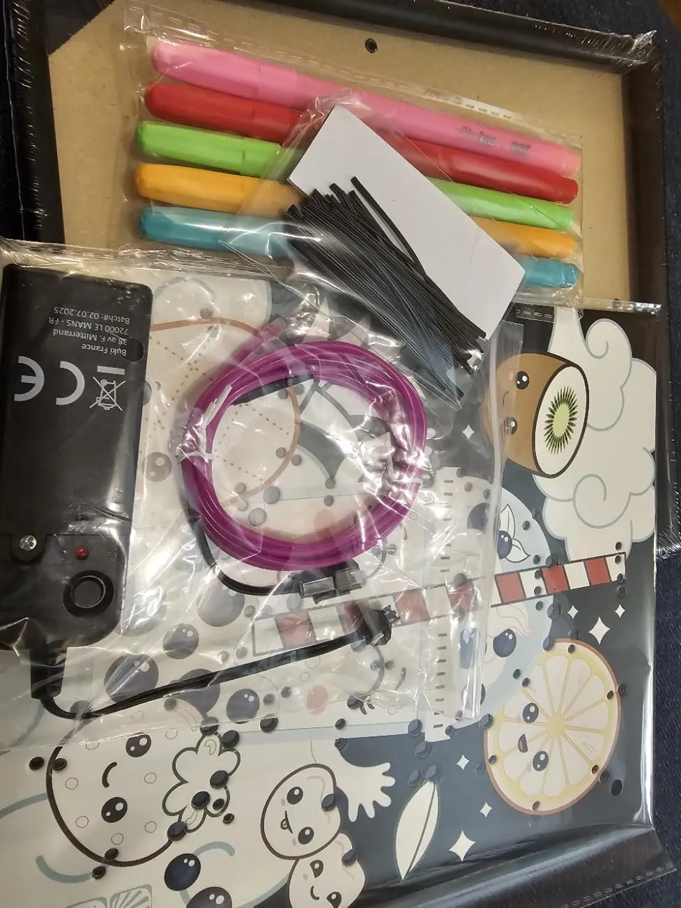 Buki Neonrahmen Bubble Tea Bastelset 3 Lichtmodi