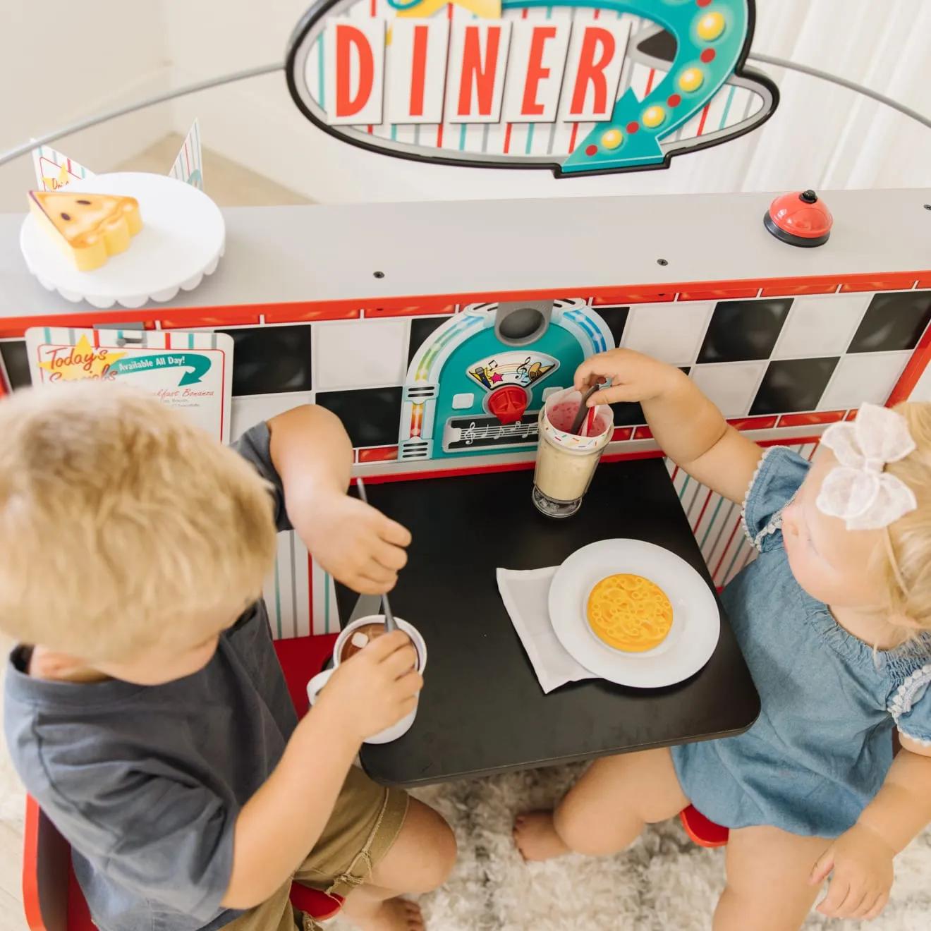Melissa & Doug Star Diner Restaurant Spielset 41-teilig