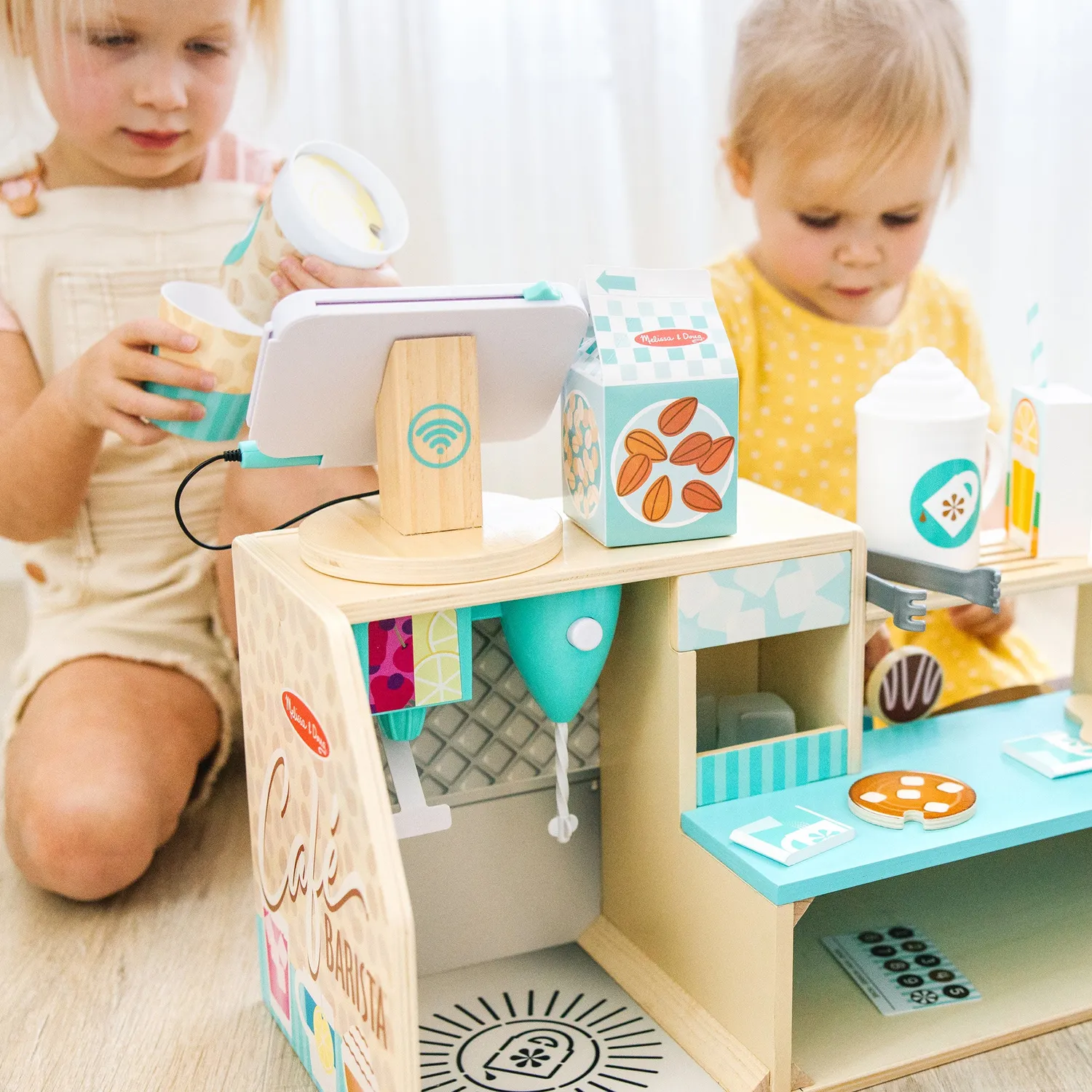 Melissa & Doug Cafe Barista Kaffeeshop Holz 35-tlg