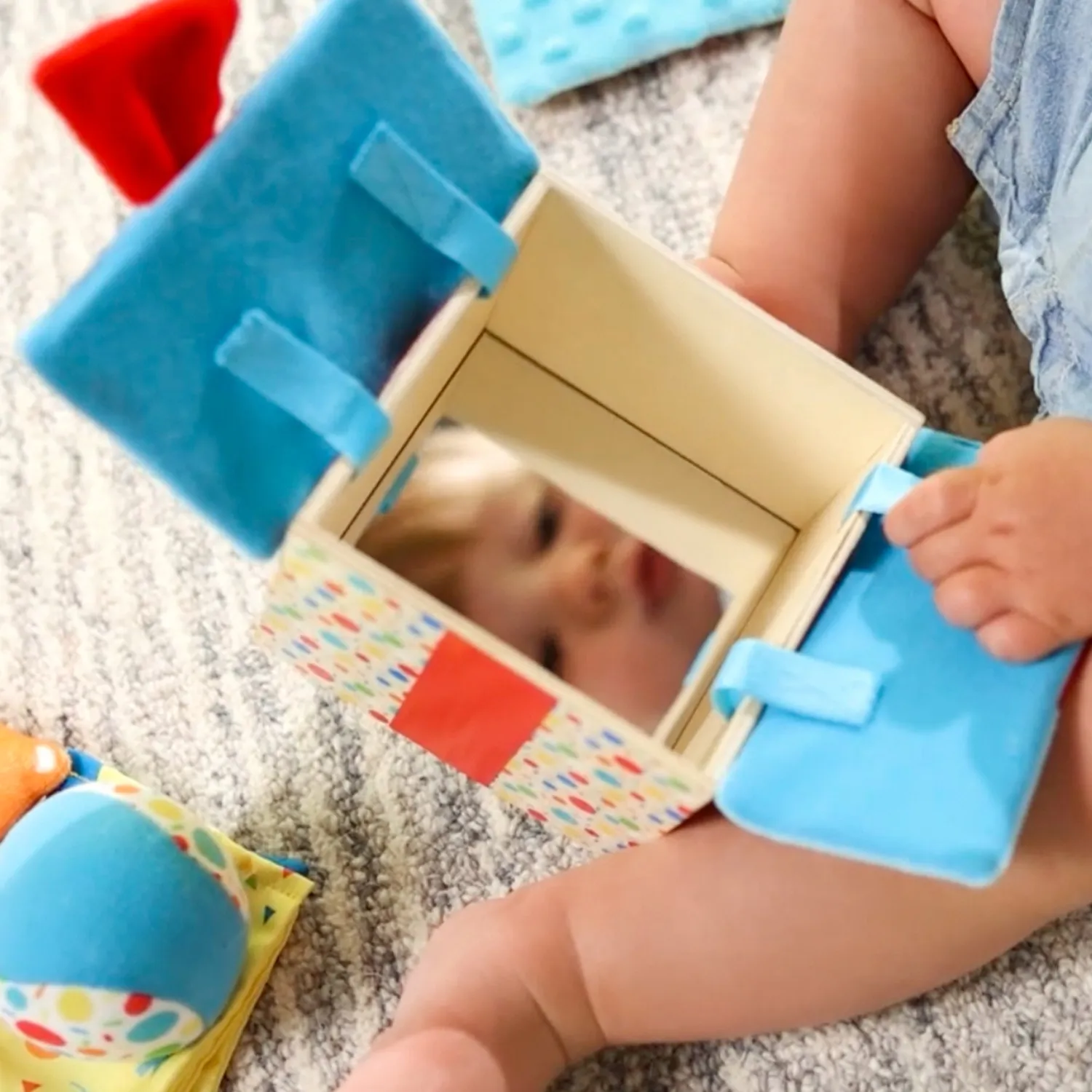 Melissa & Doug Geschenkbox Holz Babyspielzeug Textur