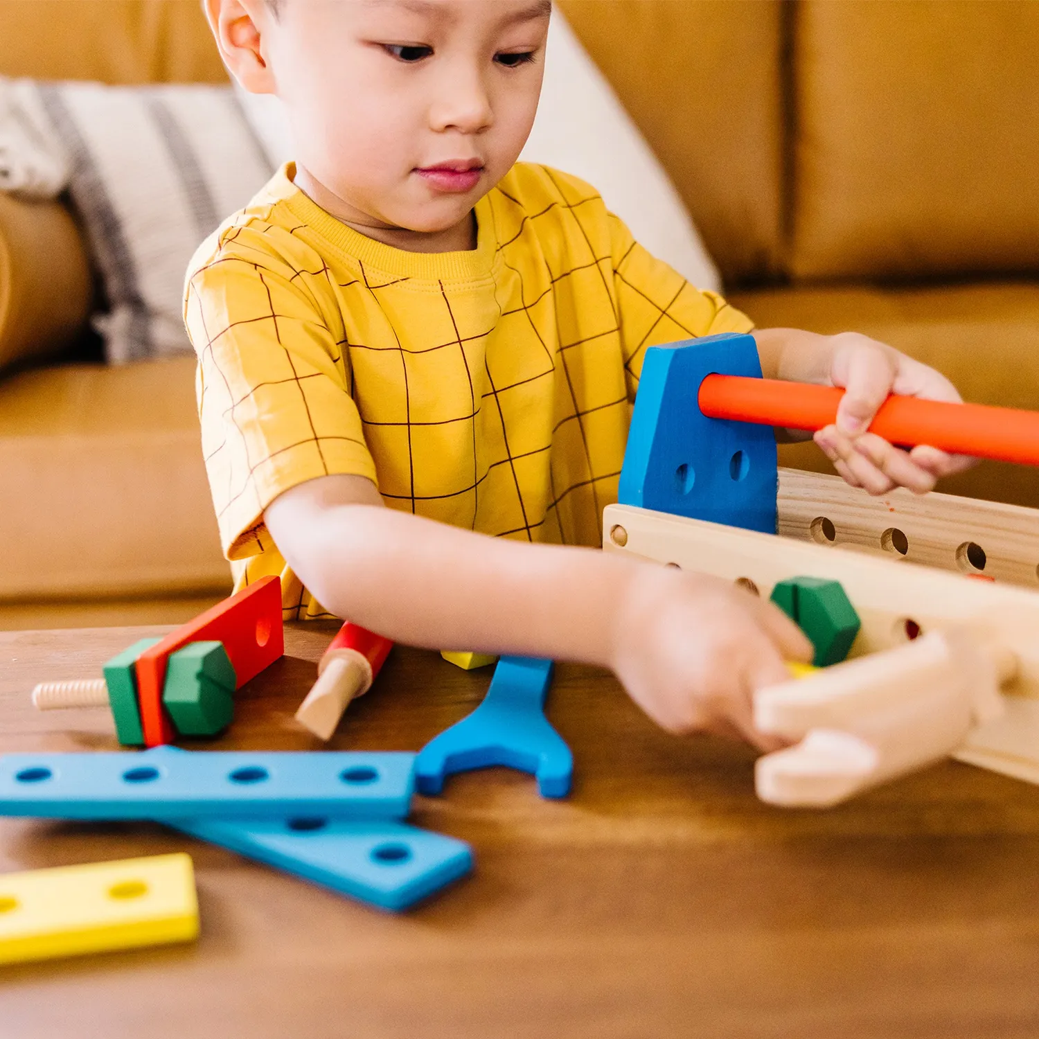 Melissa & Doug Wooden Take-Along Werkzeugkoffer 24-teilig