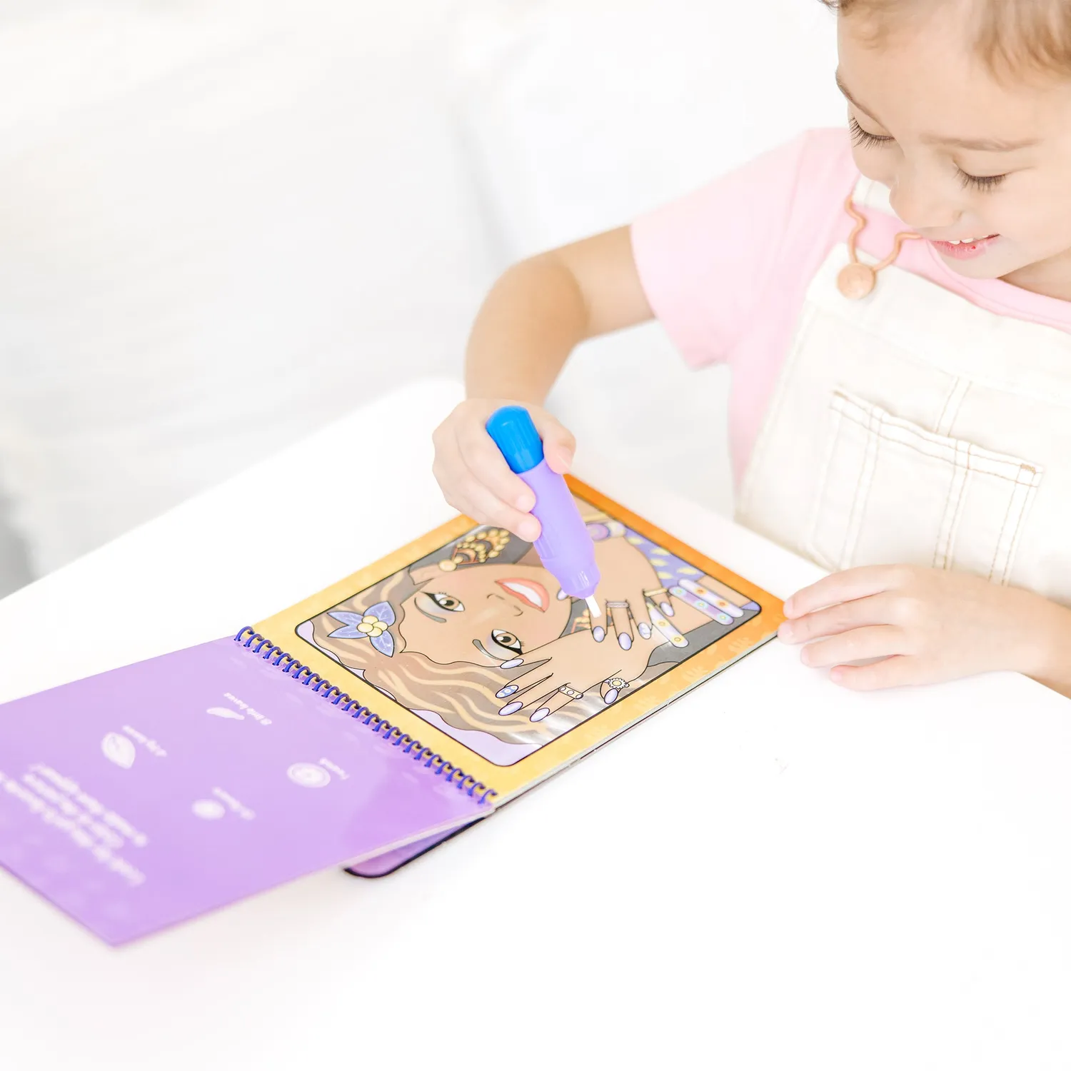 Melissa & Doug Water Wow! Makeup & Manicures Wassermalbuch wiederverwendbar