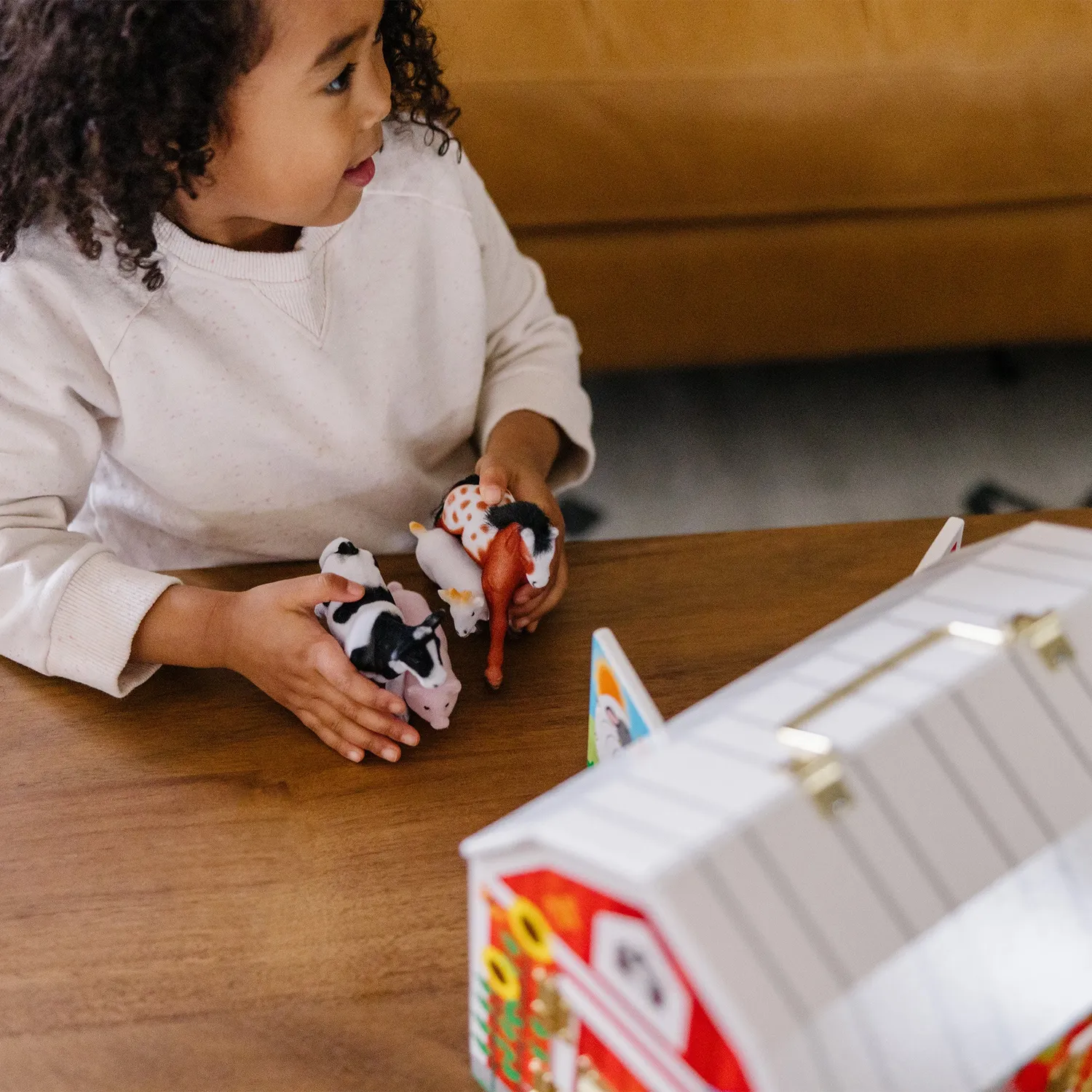 Melissa & Doug Latches Barn Spielscheune Holz mit Tieren ab 3 J.