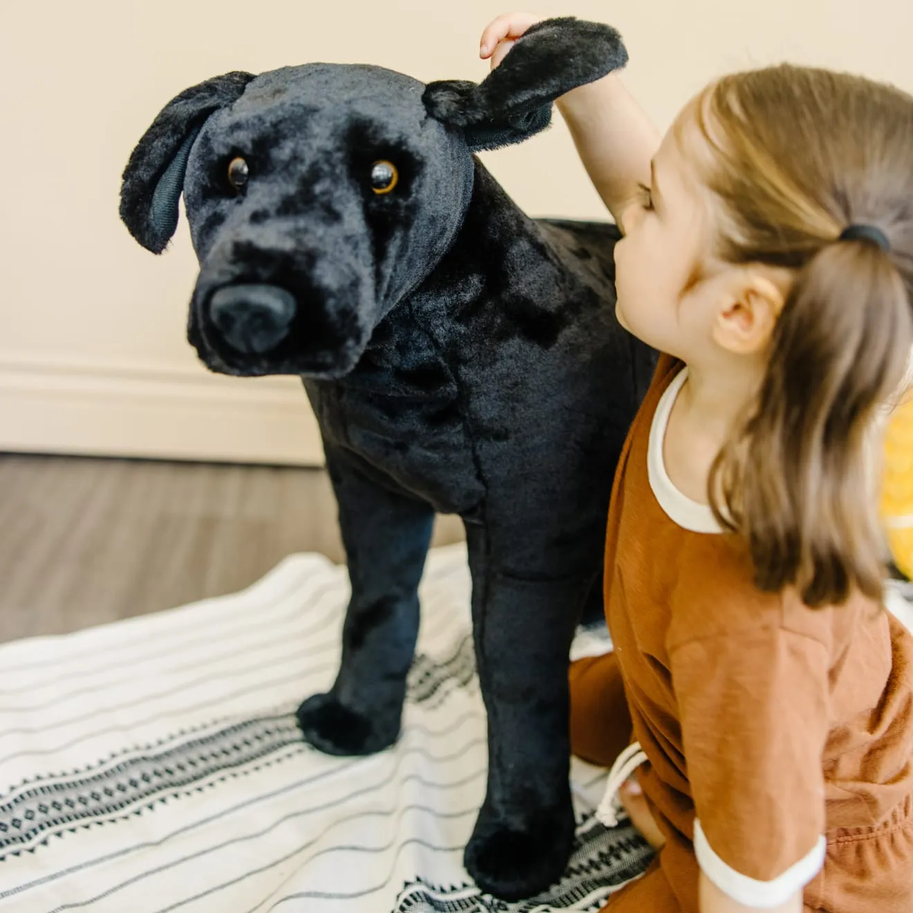 Melissa & Doug Black Lab Plüschtier Riesig schwarzer Labrador