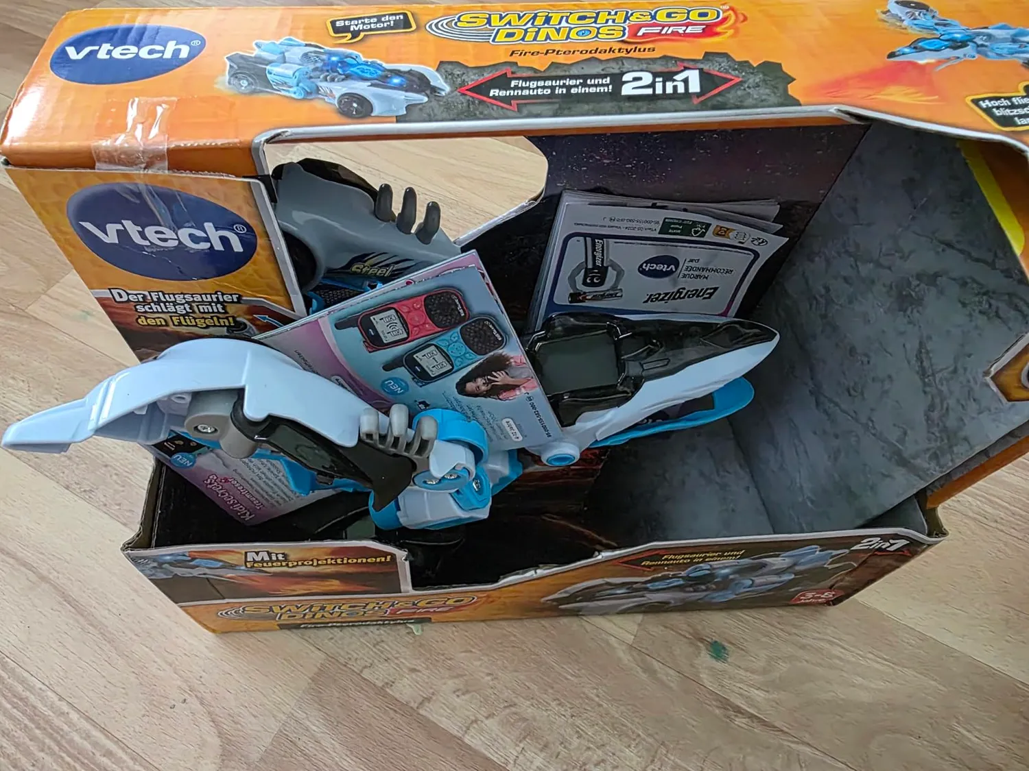 VTech Switch & Go Dinos Pterodaktylus Rennauto Feuer