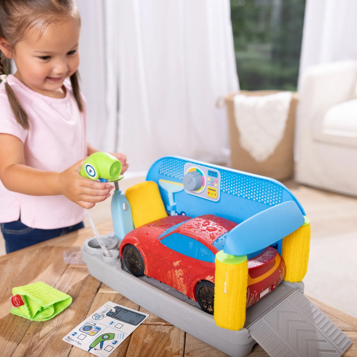 Melissa & Doug Spray & Shine Autowaschanlage Spielset Auto